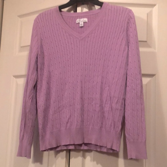 Kim Rogers - LP - Lavender Cable Stitch, VNeck- Pull-Over Light Weight Sweater - Picture 1 of 7